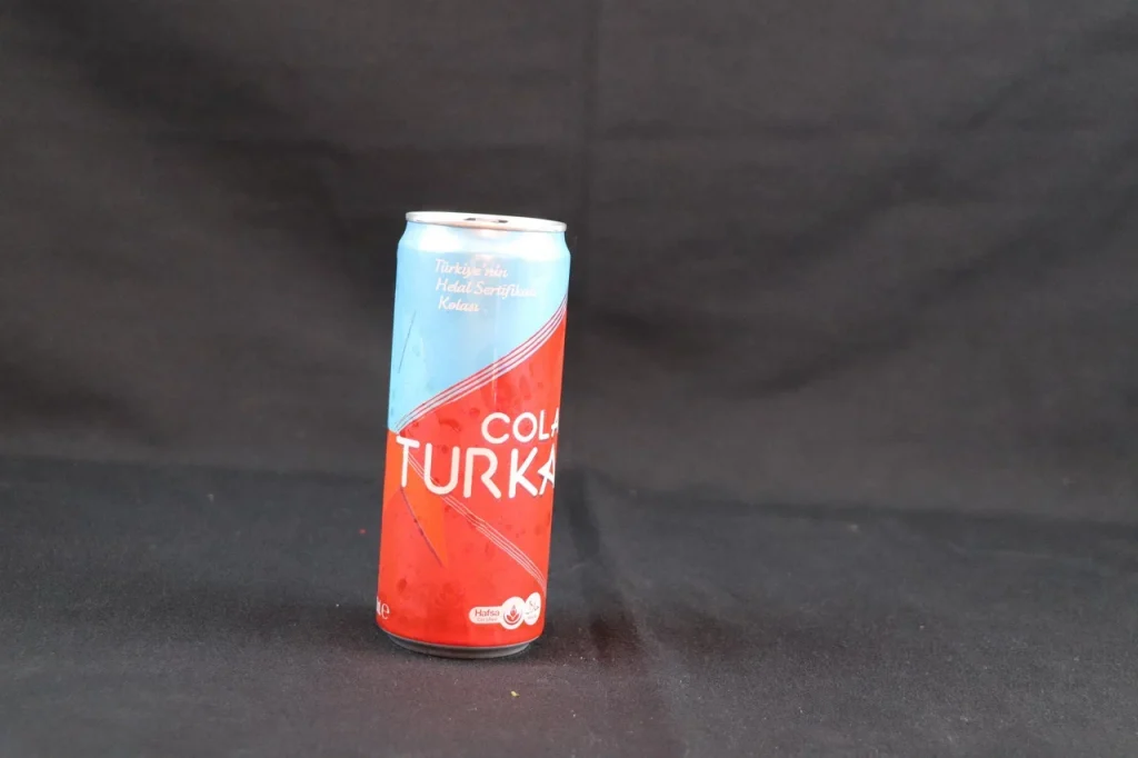 Kutu Kola