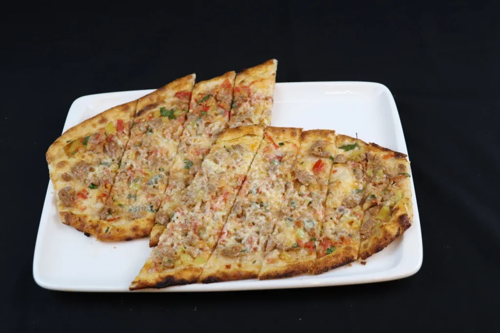 Kuşbaşı Kaşarlı Pide